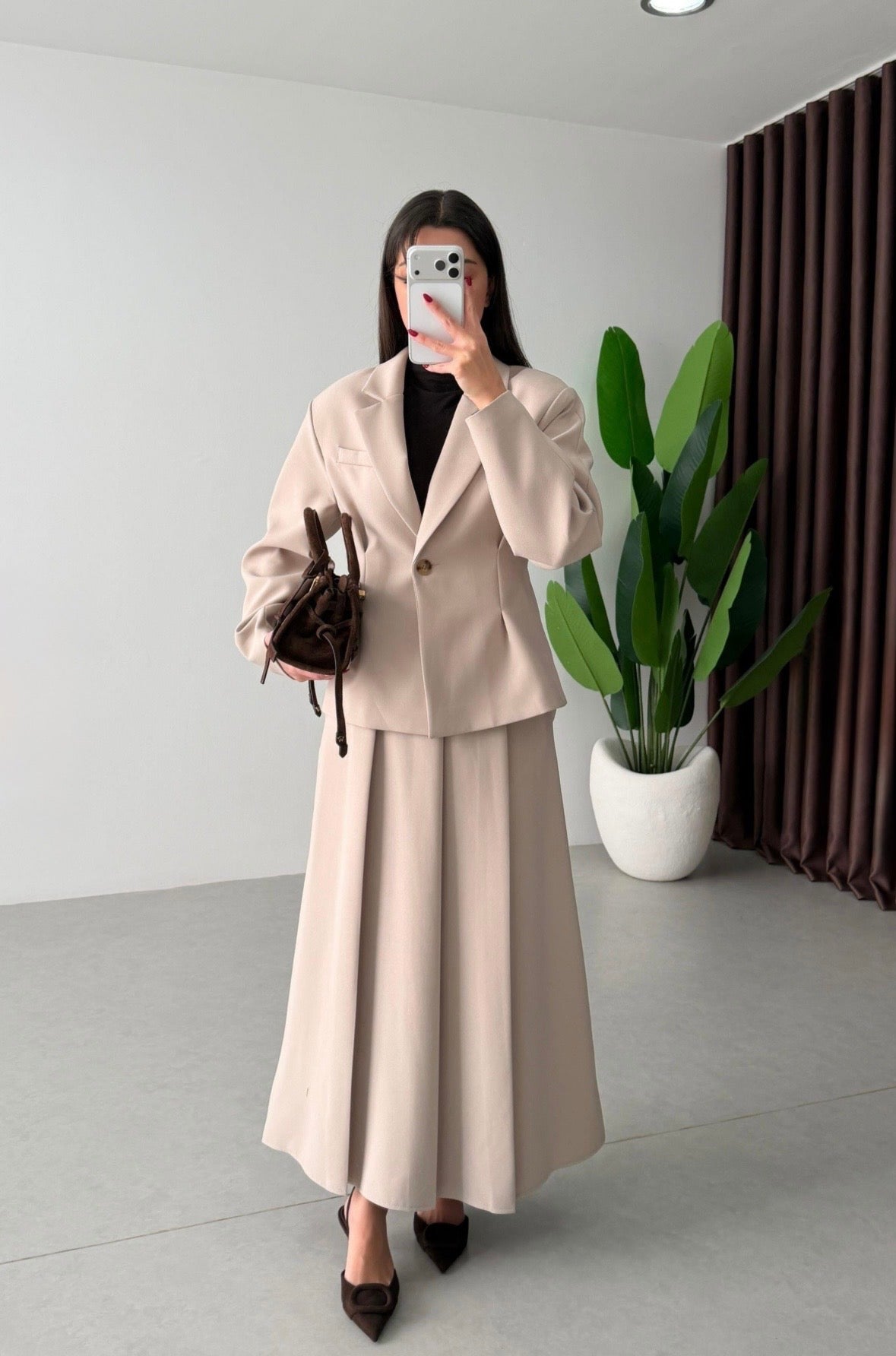 Ensemble blazer & jupe élégante