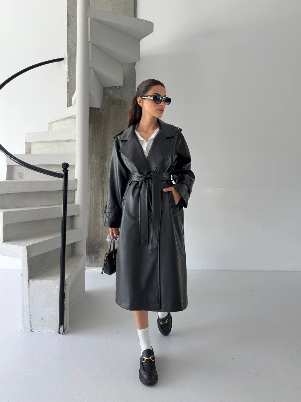 Trench noir long – Coupe moderne